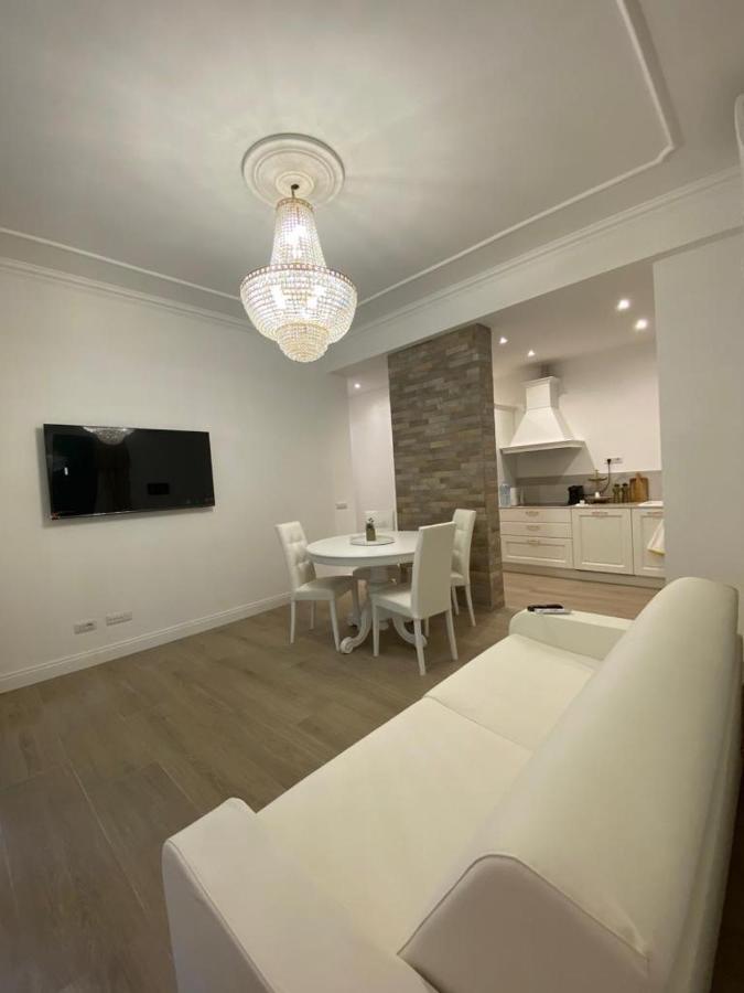 Suite Imperiale Colosseo Roma Exterior foto