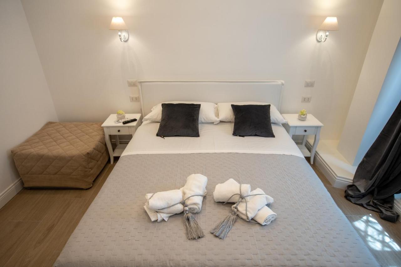 Suite Imperiale Colosseo Roma Exterior foto
