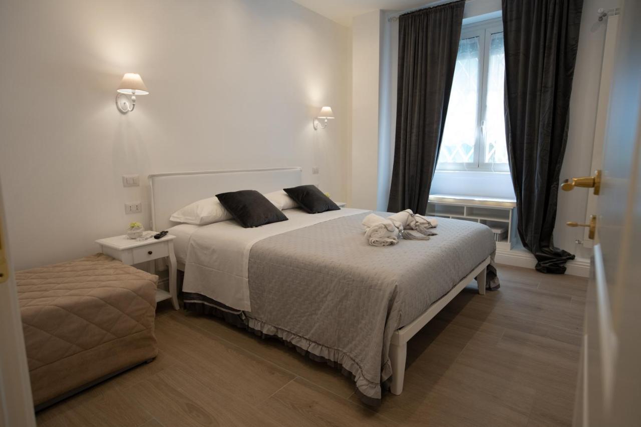 Suite Imperiale Colosseo Roma Exterior foto