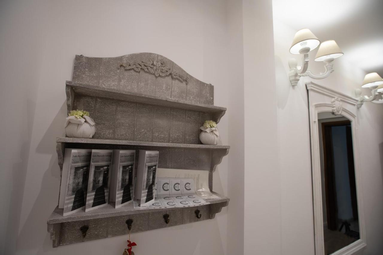 Suite Imperiale Colosseo Roma Exterior foto