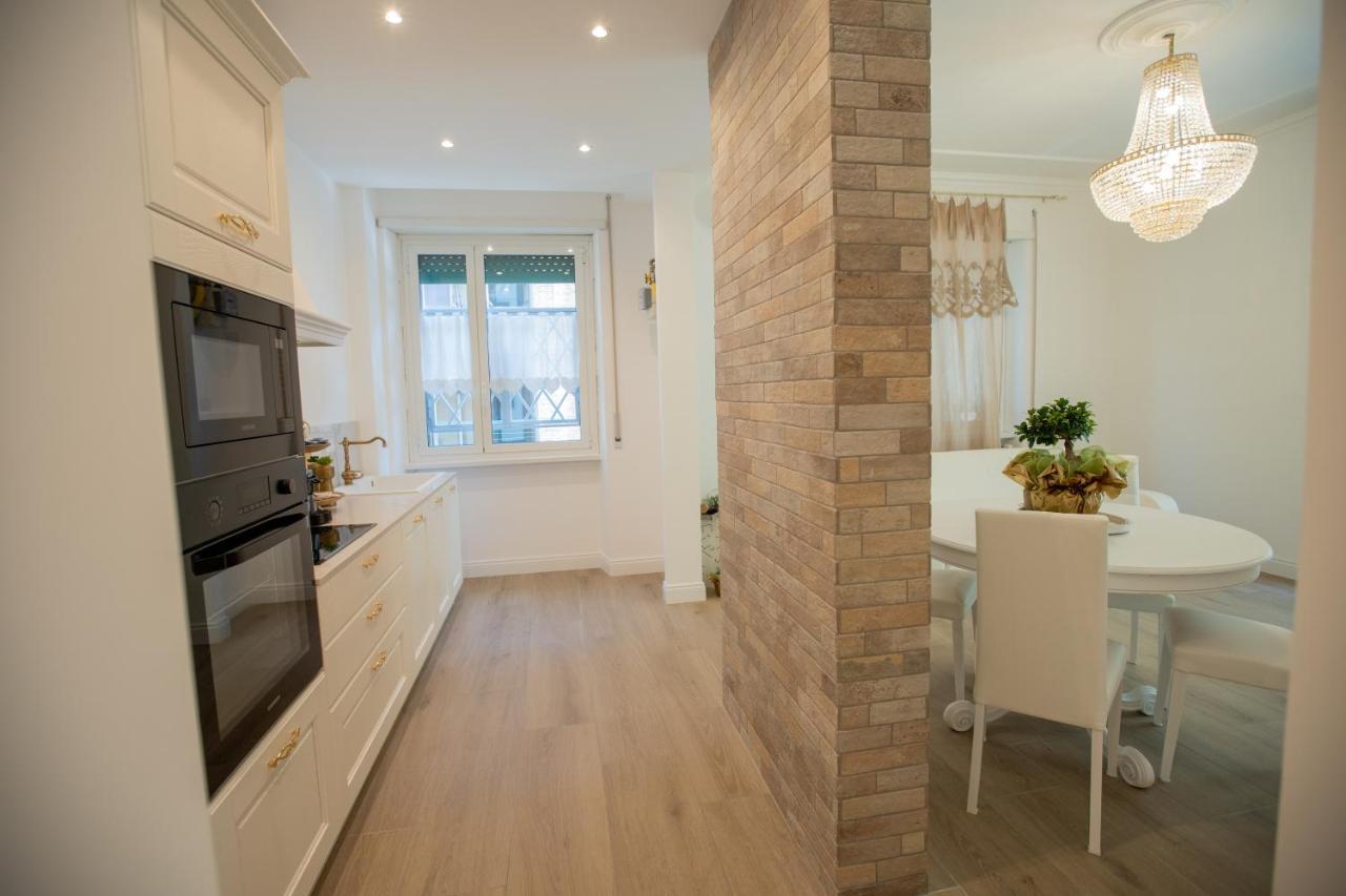 Suite Imperiale Colosseo Roma Exterior foto