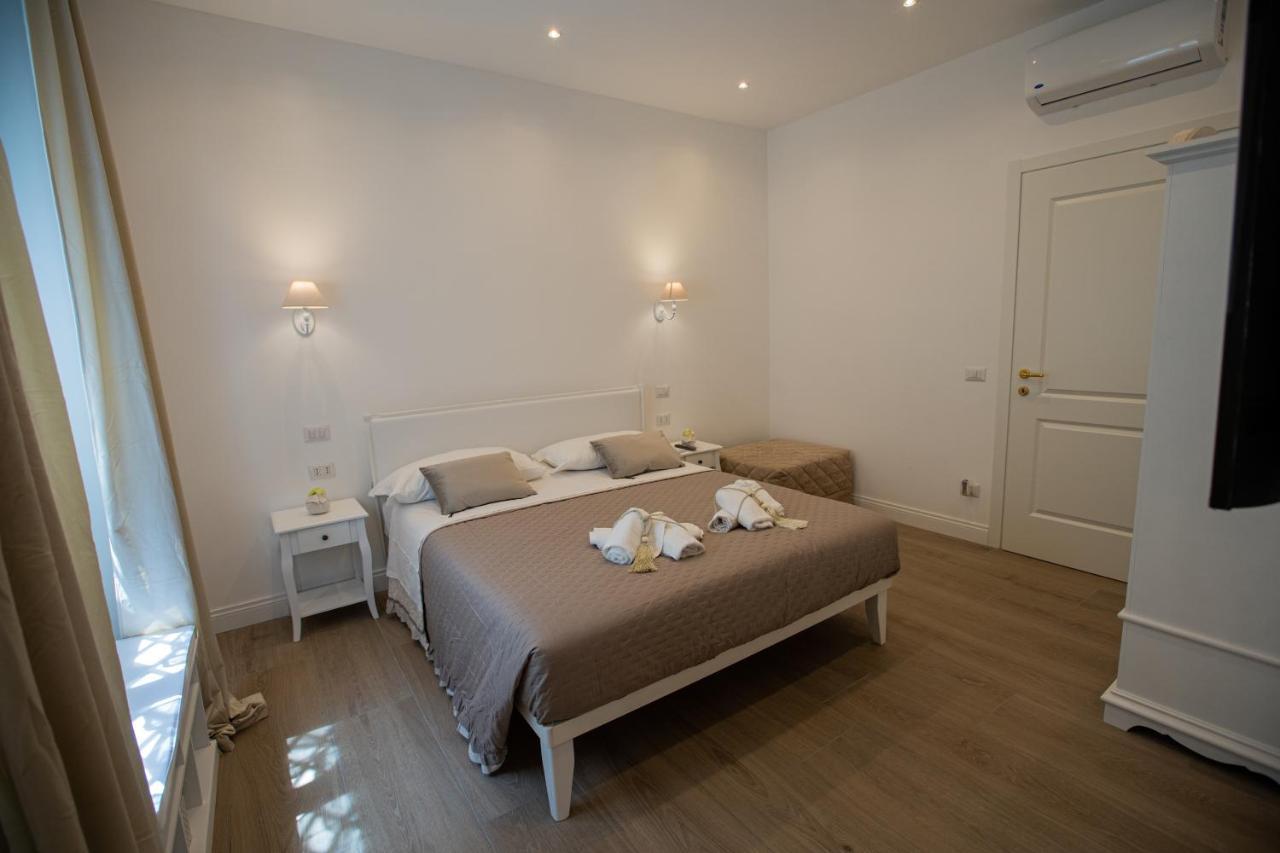 Suite Imperiale Colosseo Roma Exterior foto