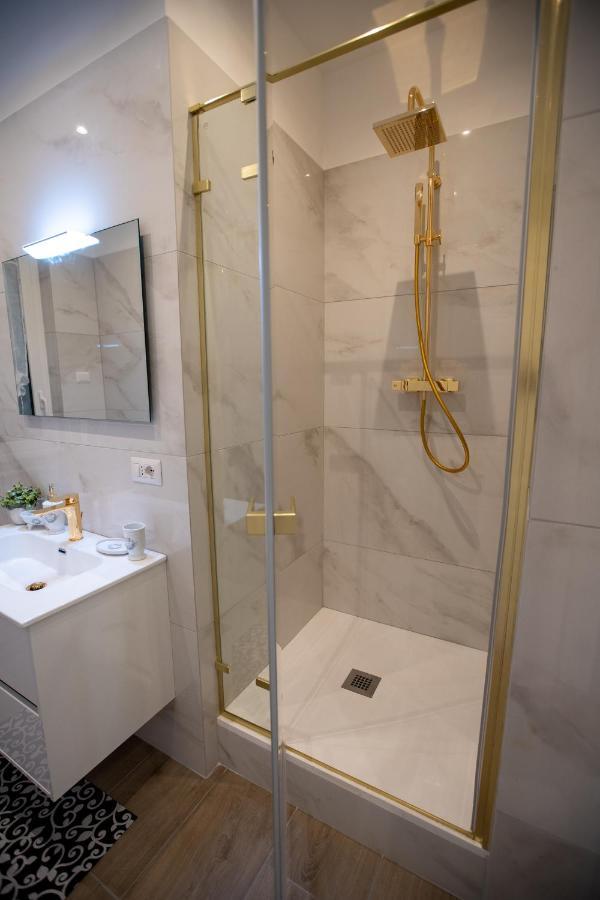 Suite Imperiale Colosseo Roma Exterior foto