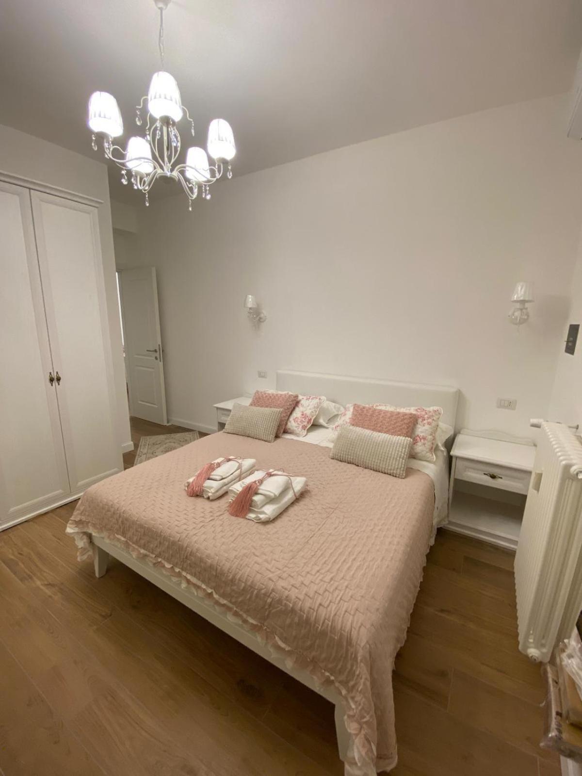 Suite Imperiale Colosseo Roma Exterior foto